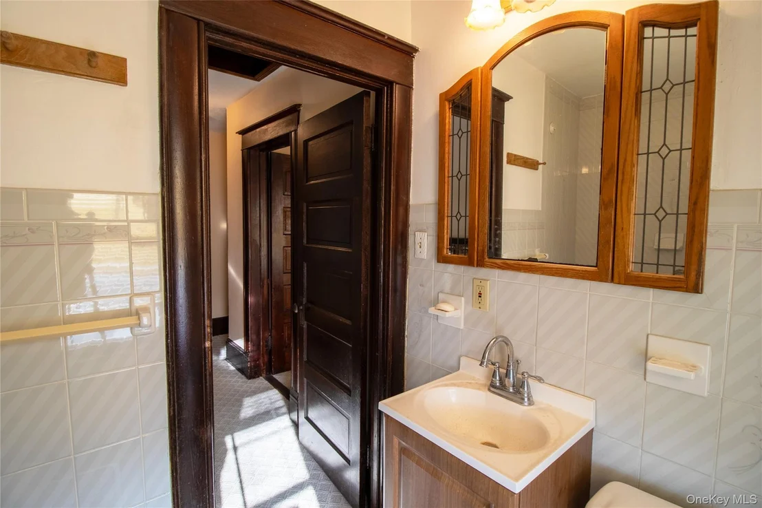 Photo of 409 Baker Street