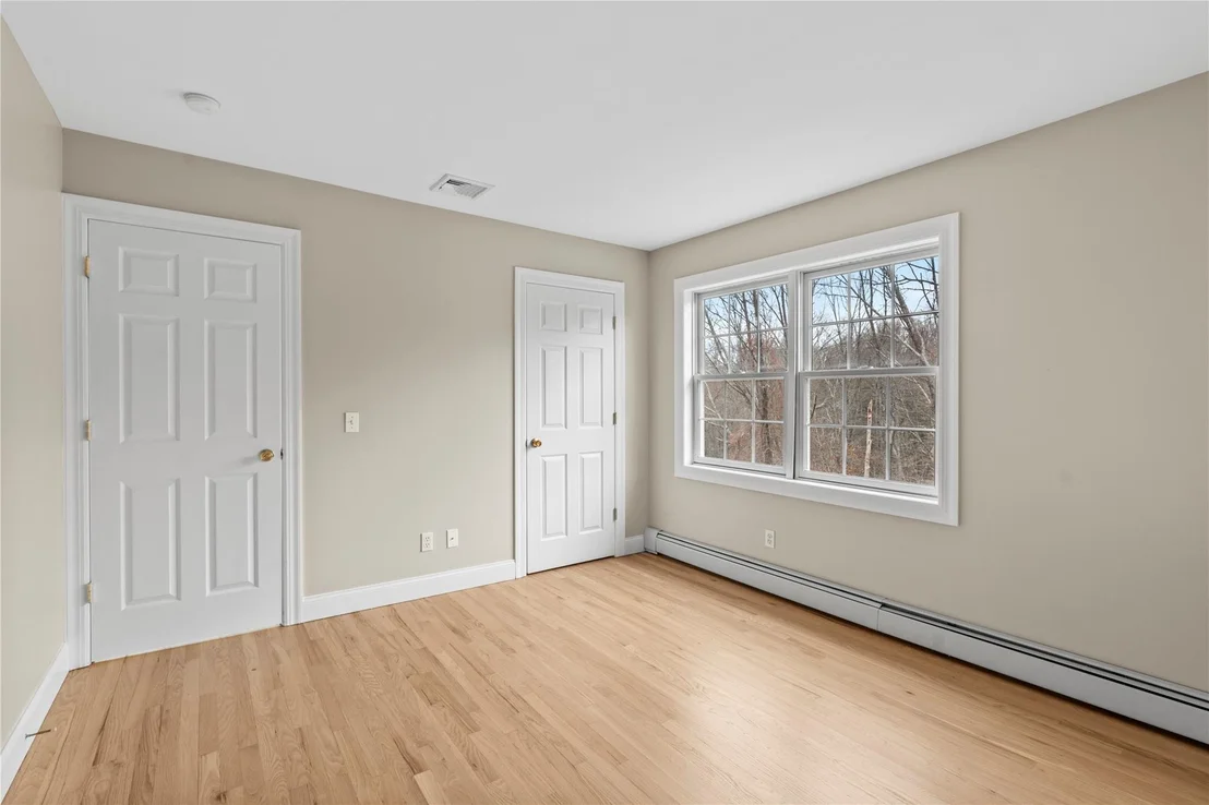 Photo of 160 Simpson Road