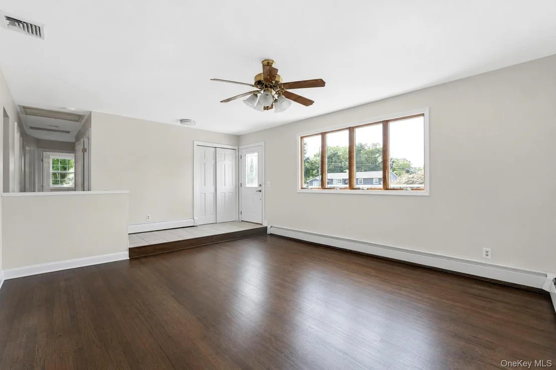 Photo of 10 Aron Drive
