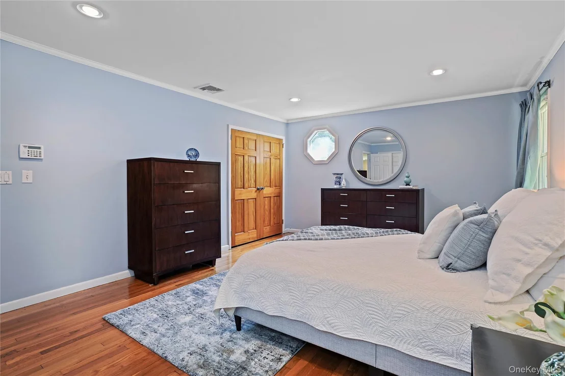 Photo of 2 Rochambeau Drive