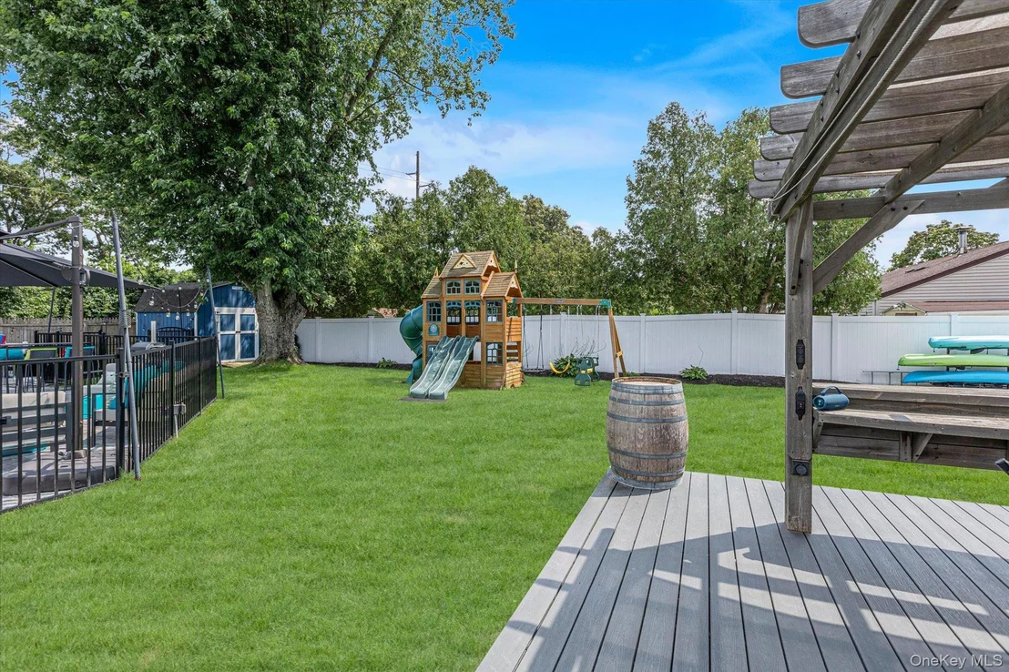 Photo of 92 Sequoia Way