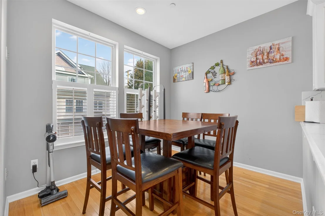 Photo of 310 Bridgeview Drive