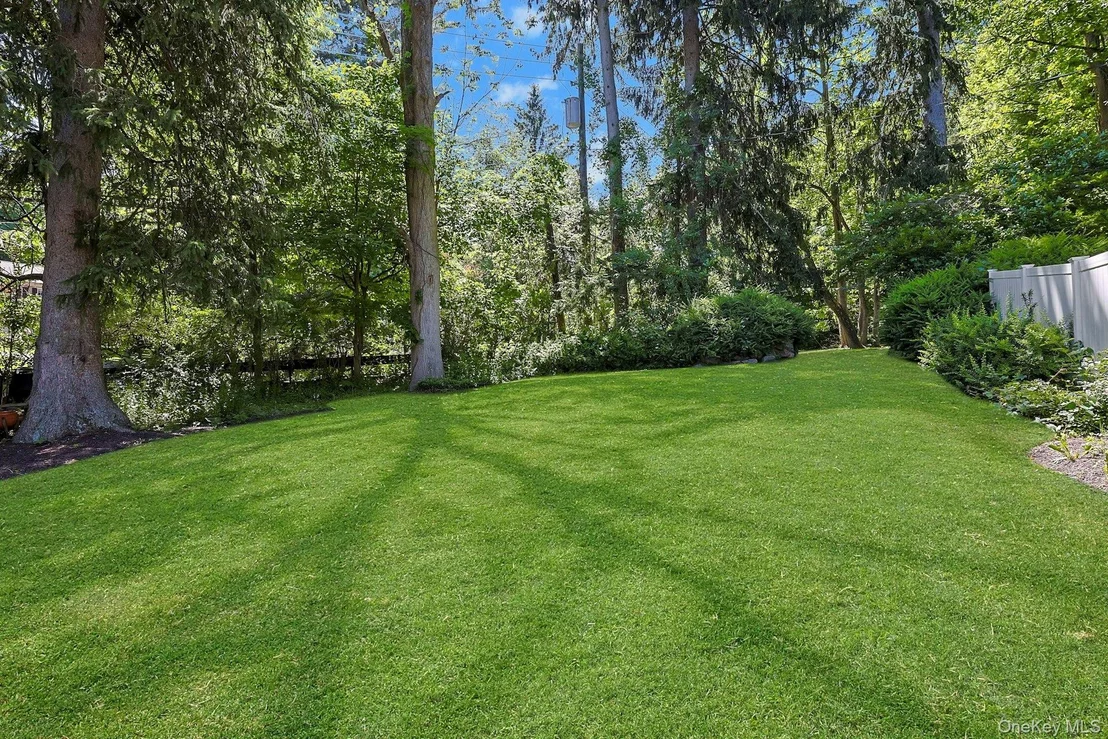 Photo of 65 Douglas Road