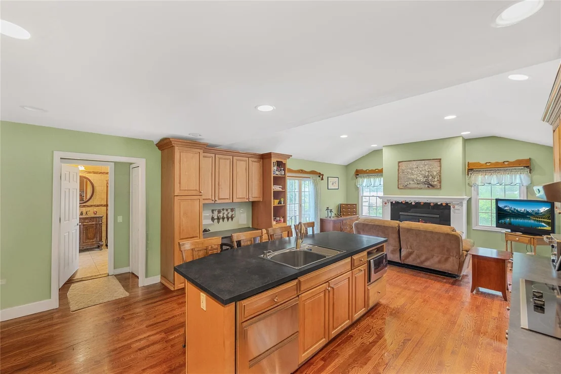 Photo of 5 Cedar Heights Drive