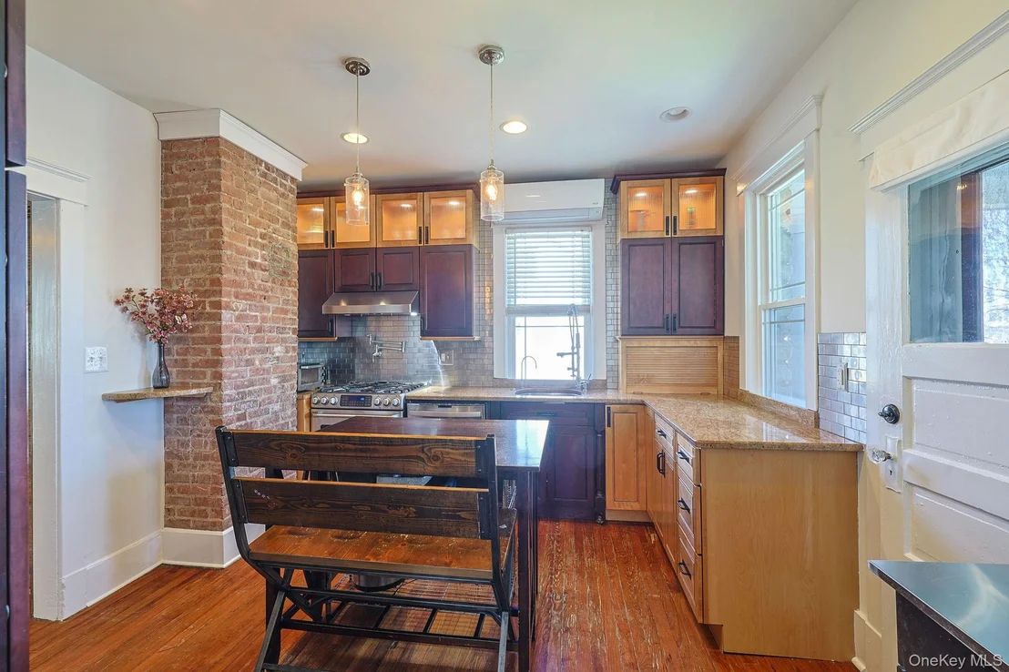 Photo of 12 Sunset Heights