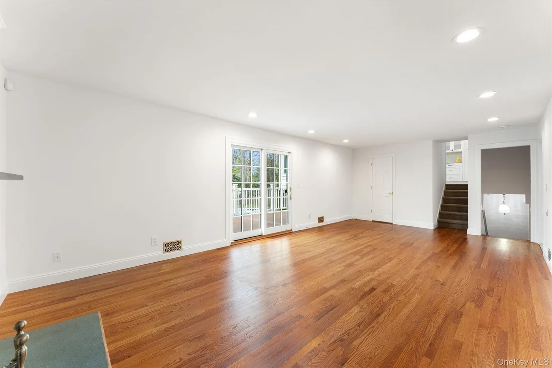 Photo of 10 Cherry Lane