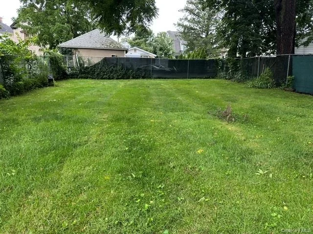 Photo of 44 Davis Avenue