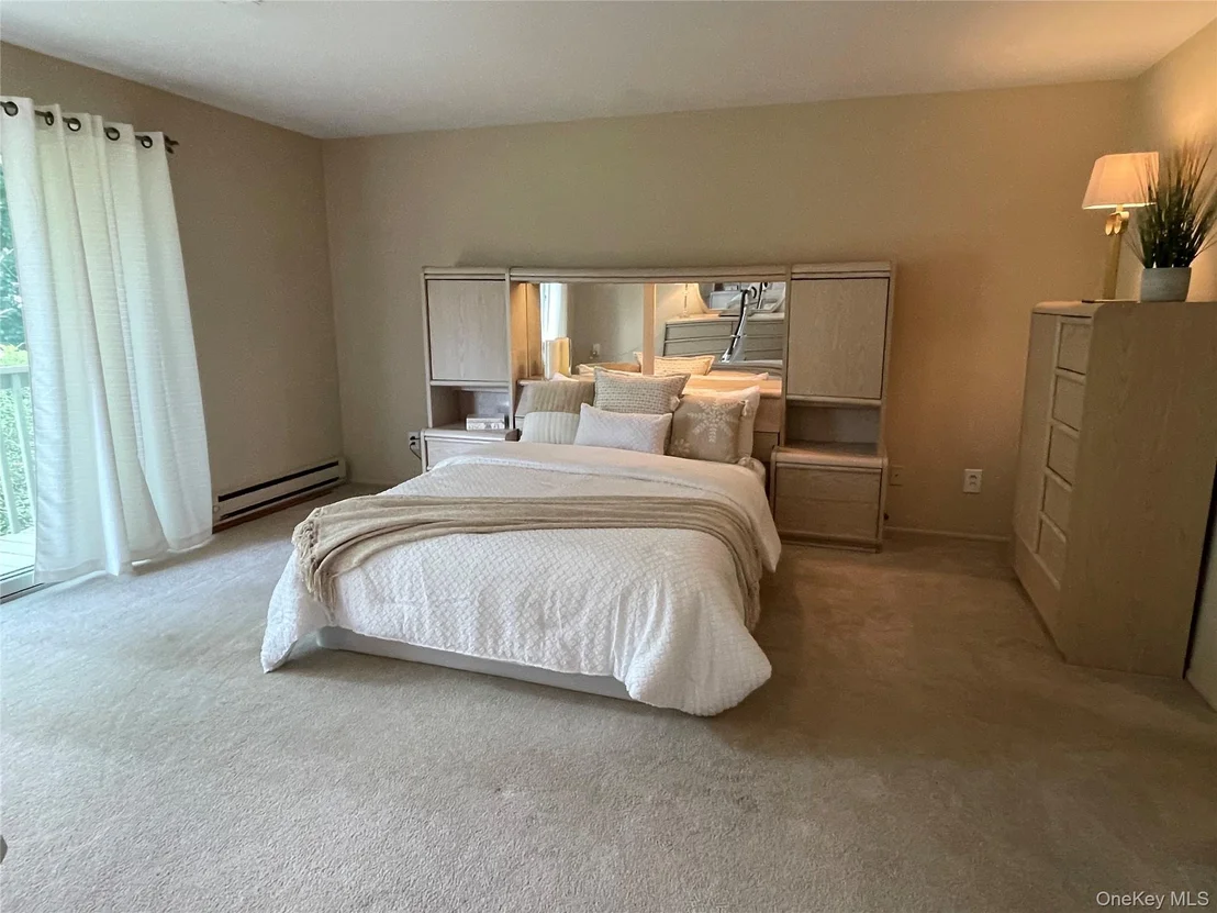 Photo of Unit 504 at 2355 Pershing Boulevard