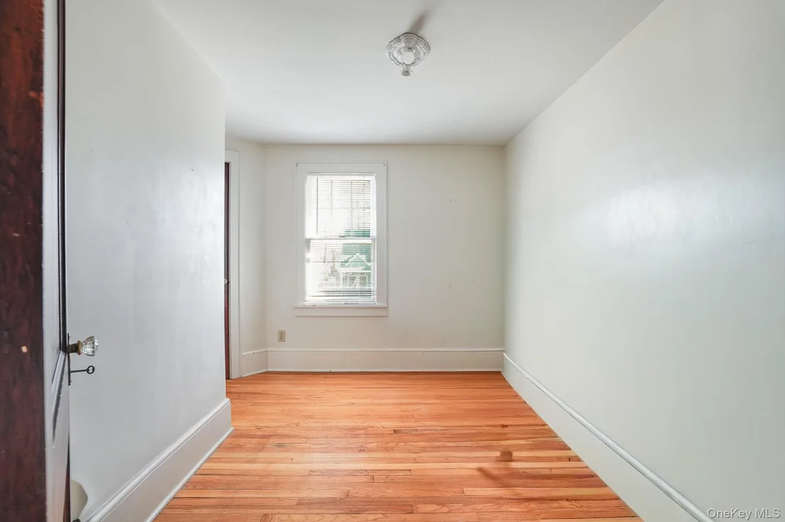 Photo of 31 Wilson Boulevard