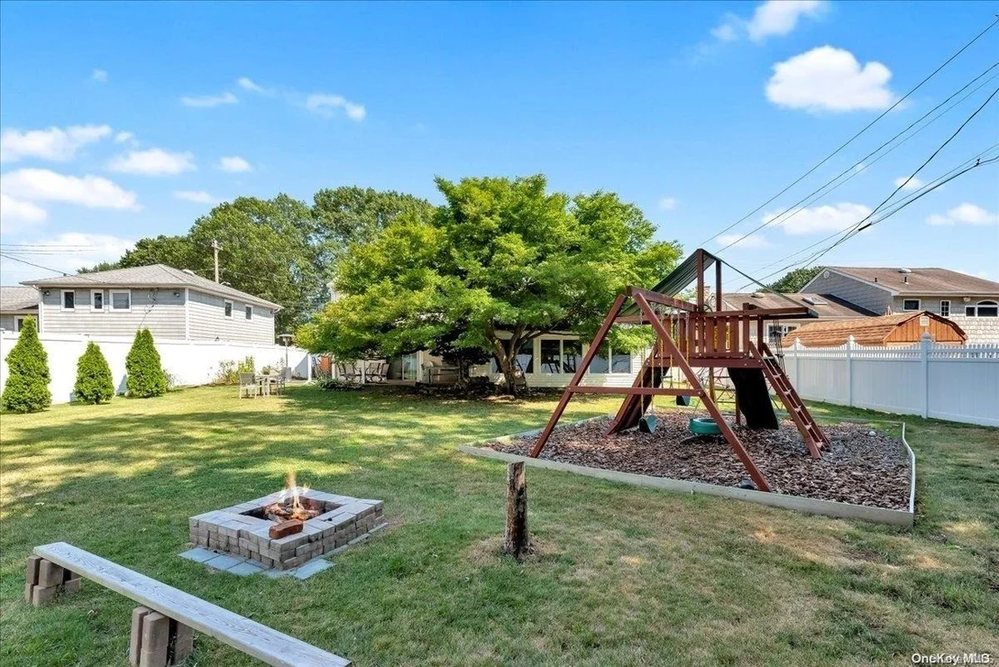 Photo of 67 Farmers Avenue