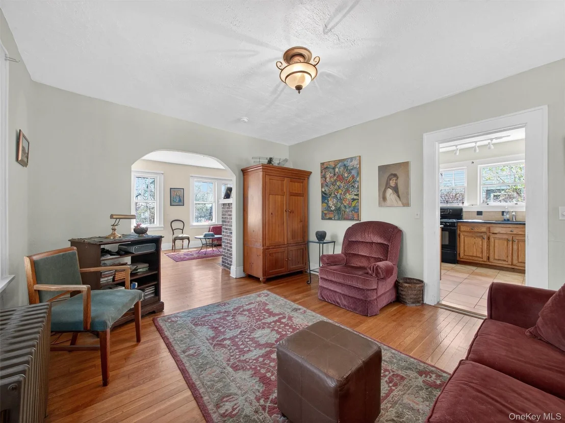Photo of 108 Summit Avenue