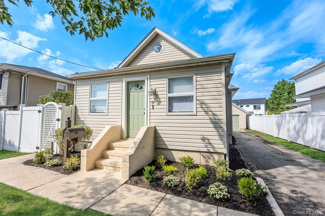 Photo of 31 Cherry Avenue