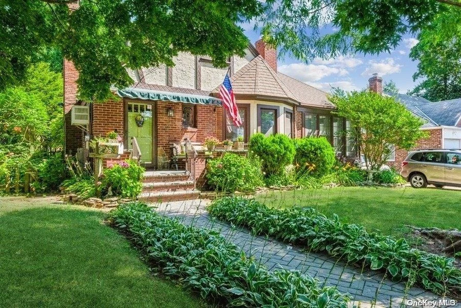 Photo of 9 Sunset Road