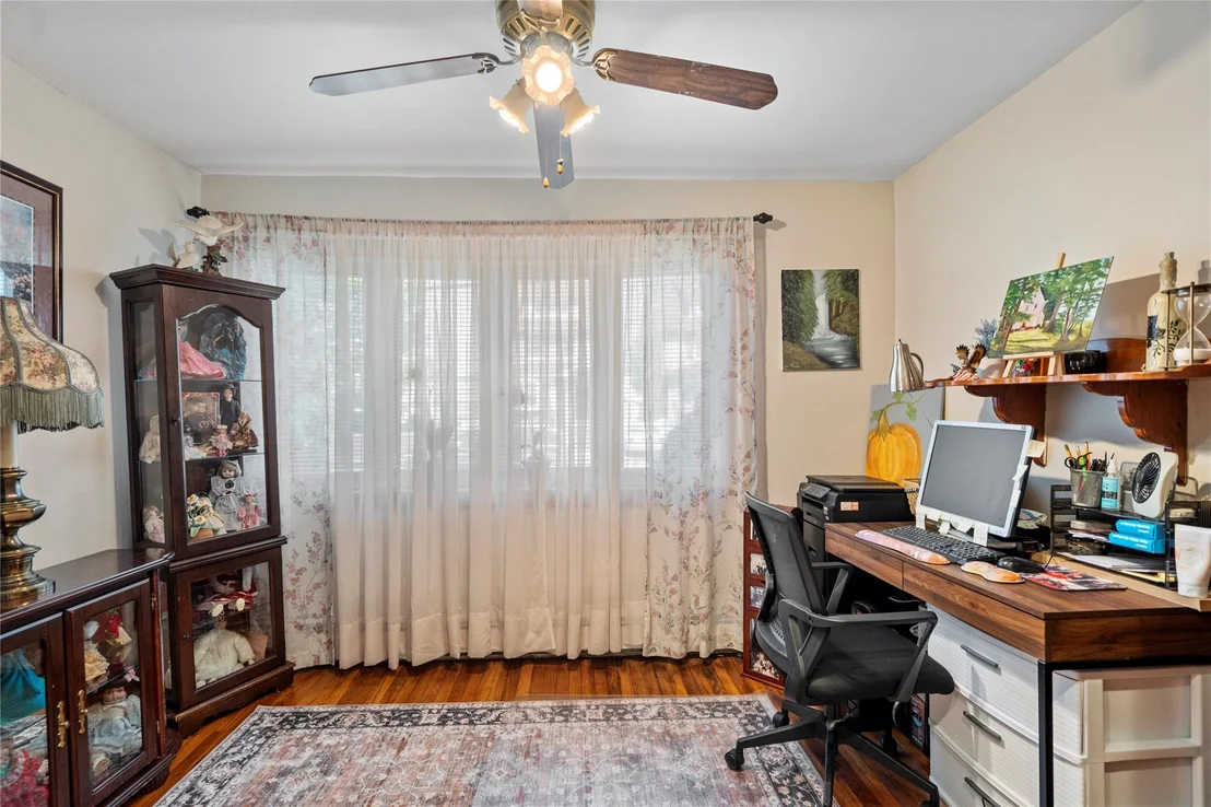 Photo of 665 Gabriel Avenue