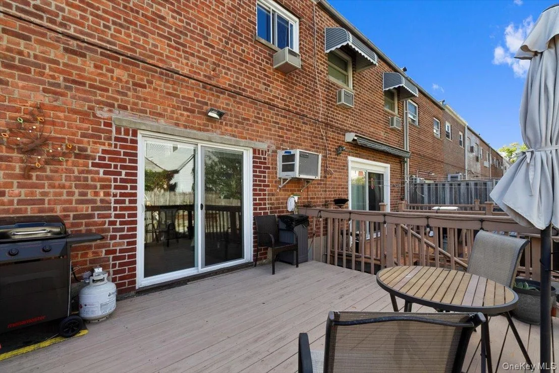 Photo of 1012 Vincent Avenue