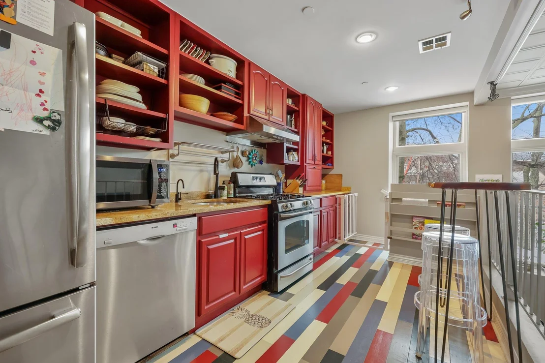 Photo of Unit 2D at 88 Broadway