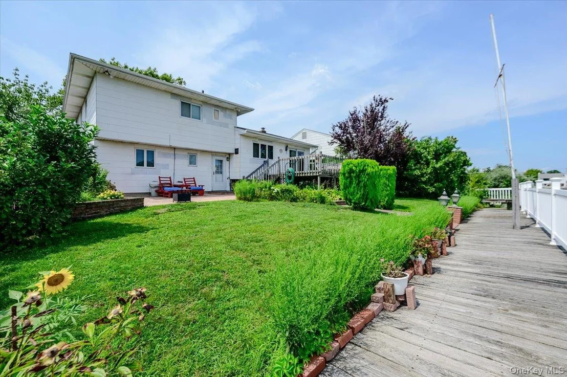 Photo of 3291 Wolfson Drive