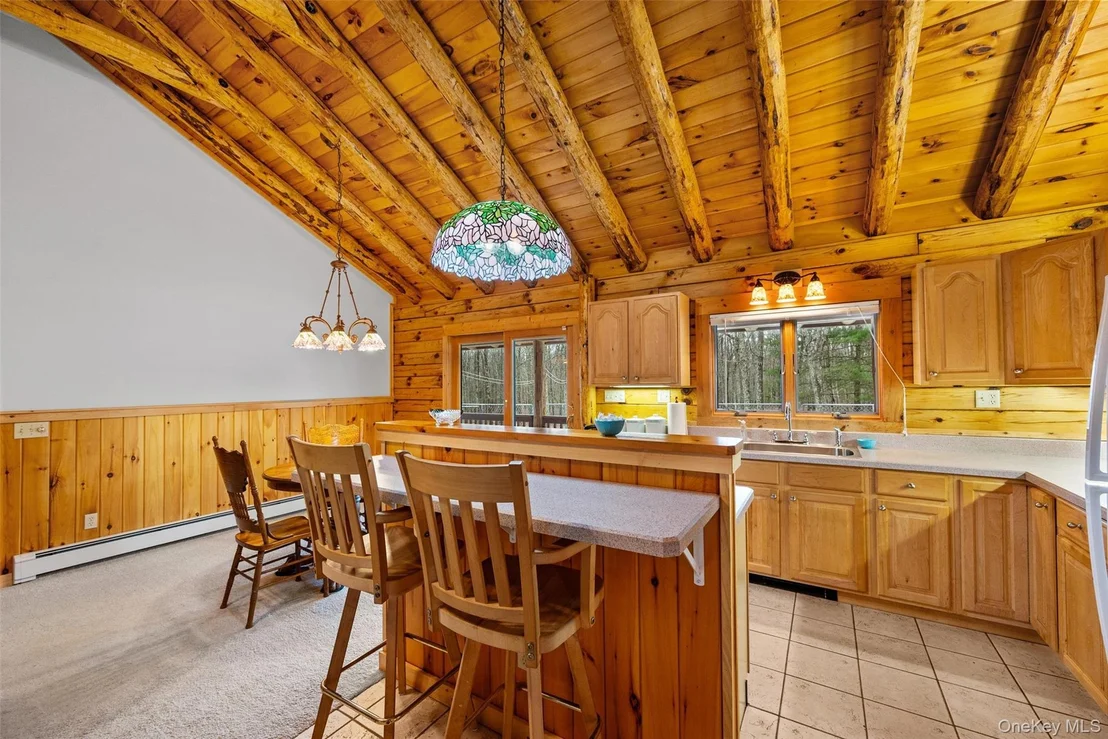Photo of 563 Peenpack Trail