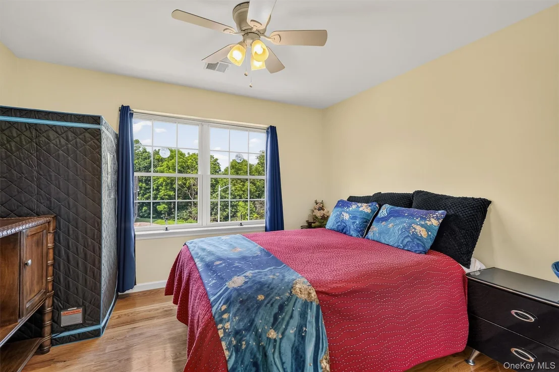 Photo of 1 Bell Way