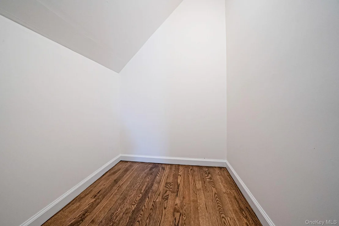 Photo of 16 Hapsburg Place