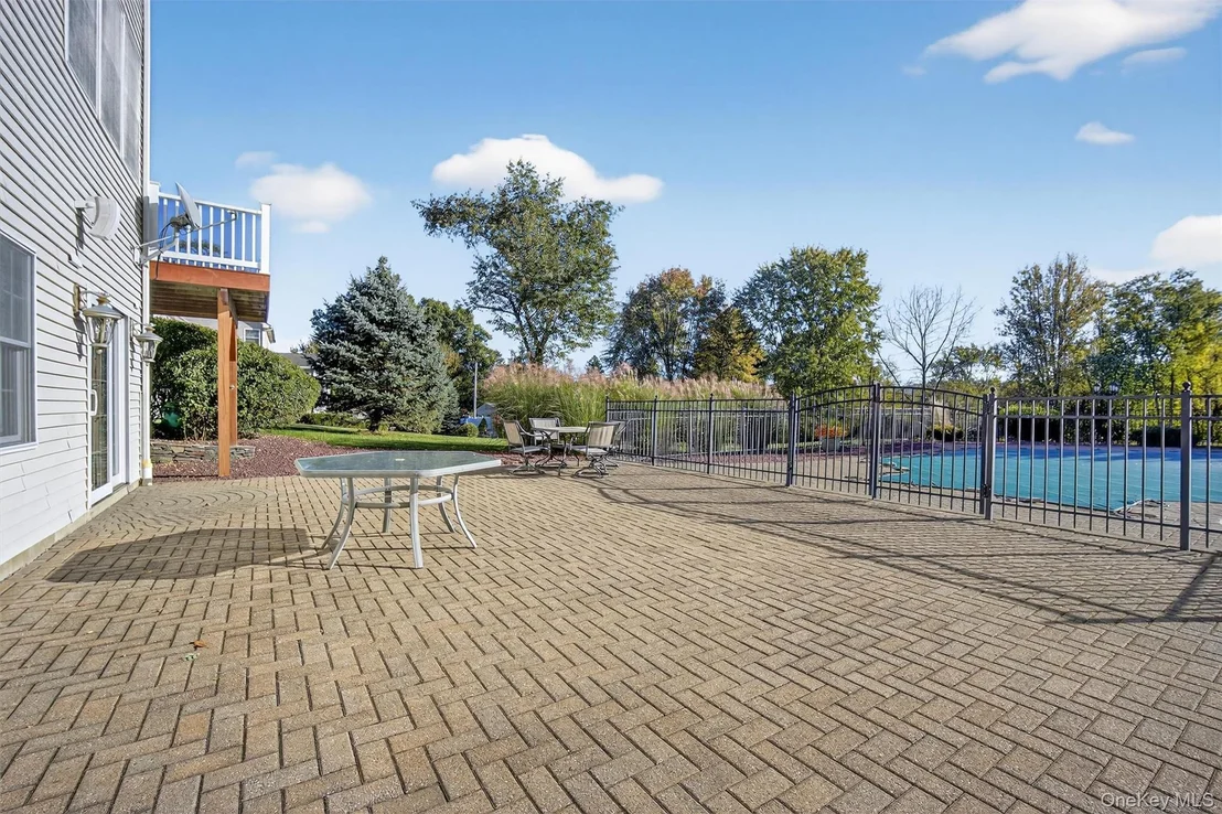 Photo of 15 Champlain Drive