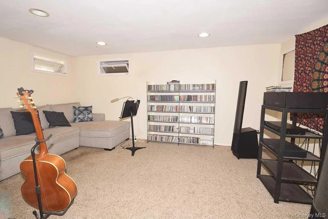 Photo of 90 Cornell Drive