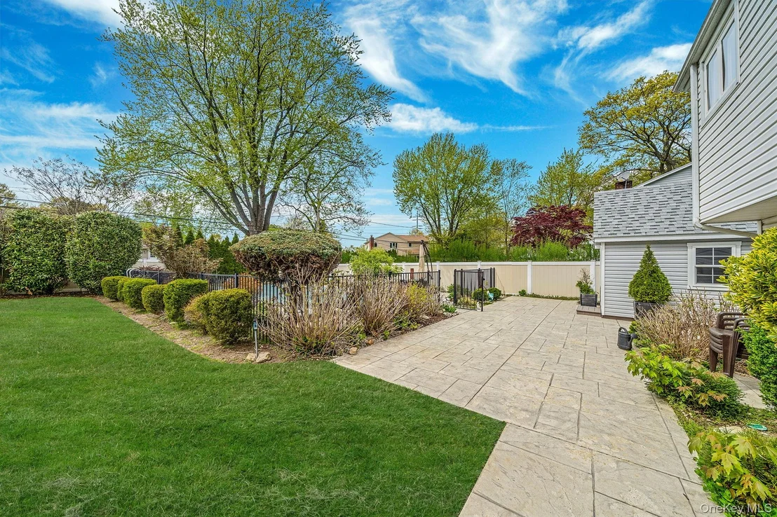 Photo of 6 Warbler Lane