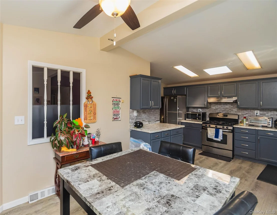 Photo of 19 Biscayne Blvd