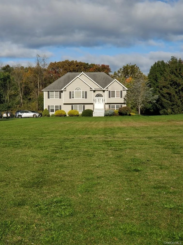 Photo of 192 Robinson Lane