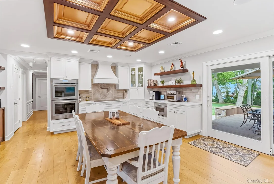 Photo of 345 Bartley Road
