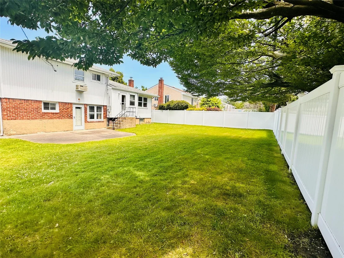 Photo of 16 Warren Drive