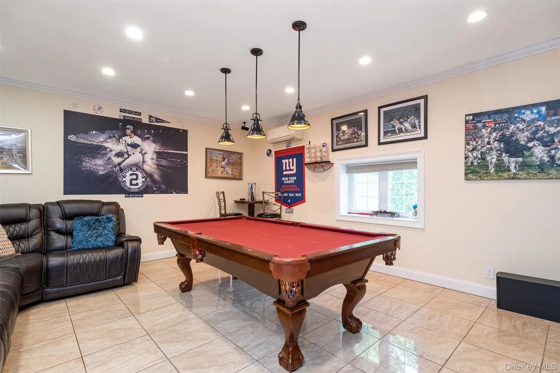 Photo of 982 Split  Rock Road