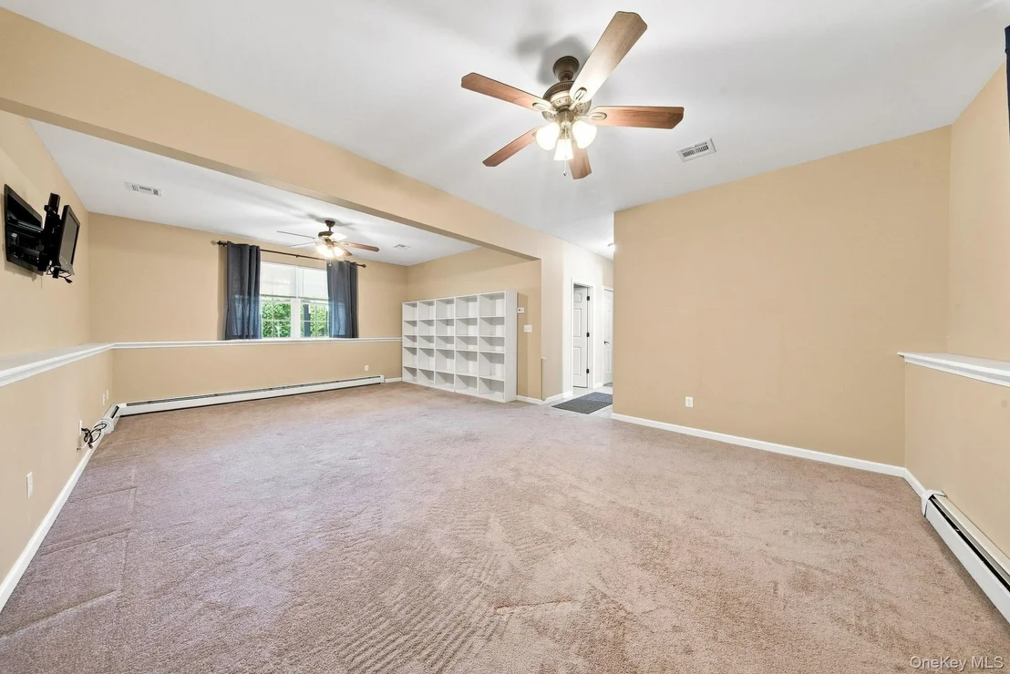 Photo of 236 Springbrook Road