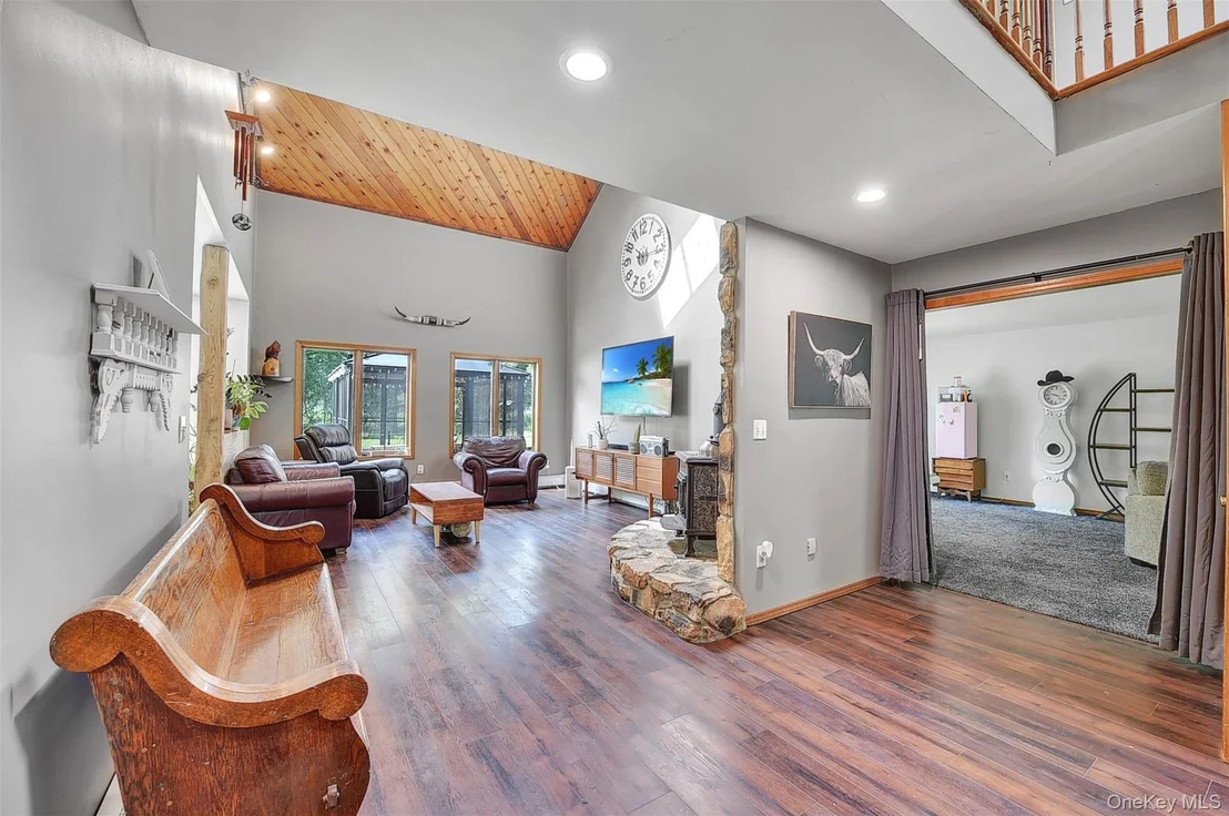 Photo of 243 Hill Road