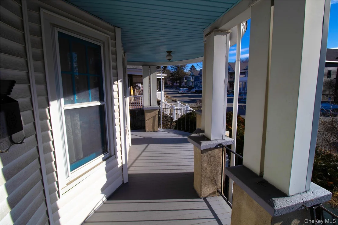 Photo of 409 Baker Street