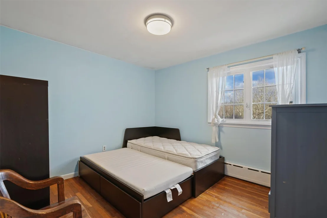 Photo of 24 Buttonwood Road