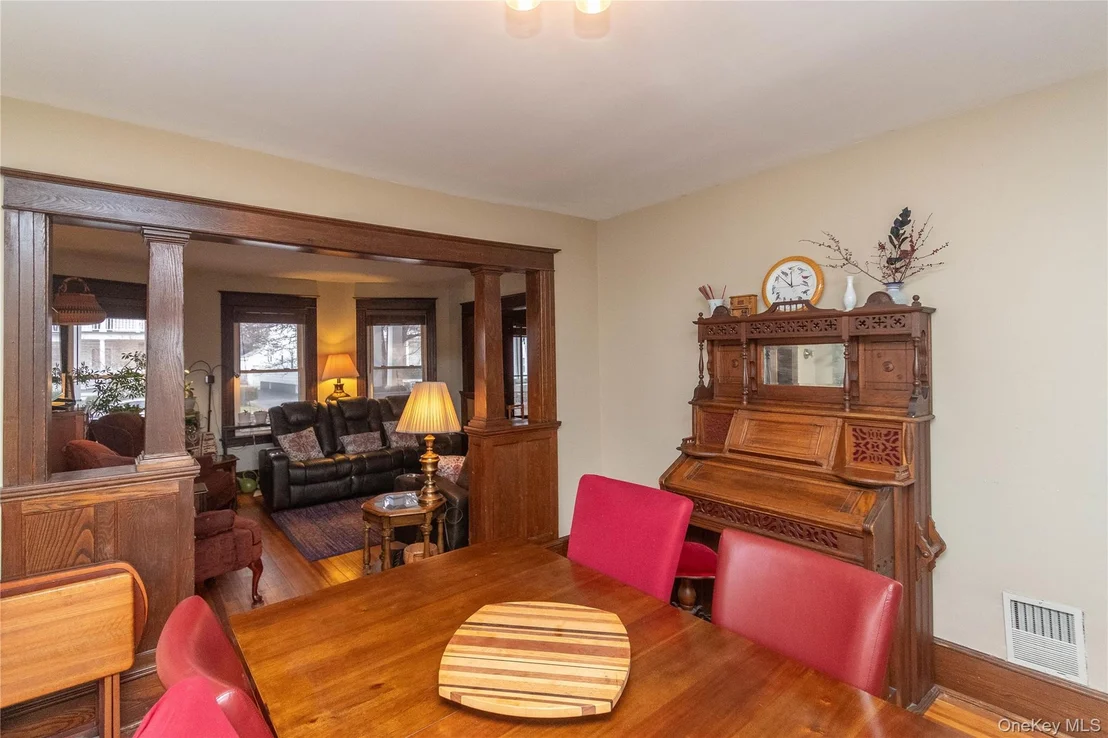 Photo of 17 Streit Avenue