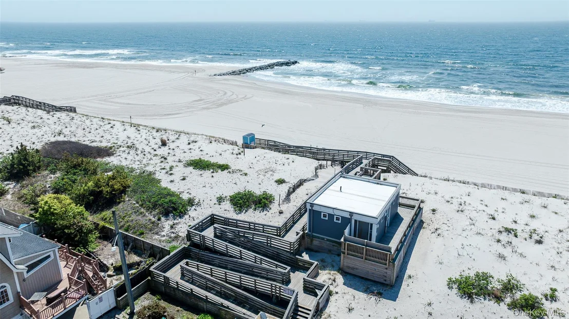 Photo of Unit 11 at 979 Oceanfront