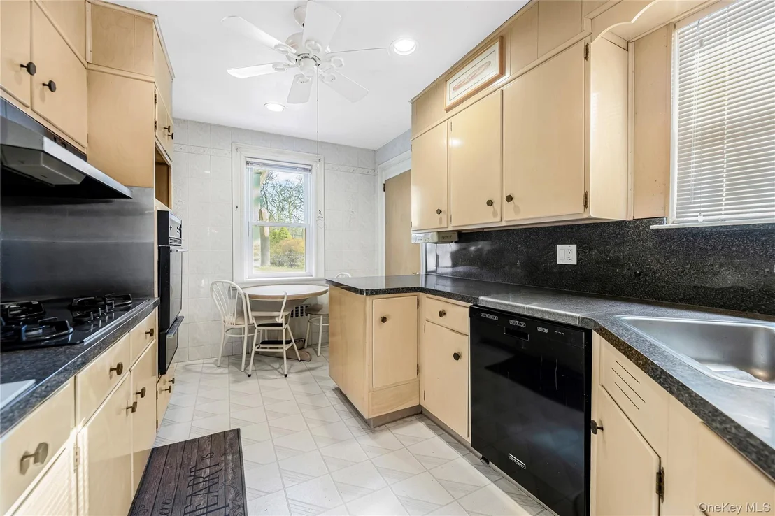 Photo of 150 Rumsey Road