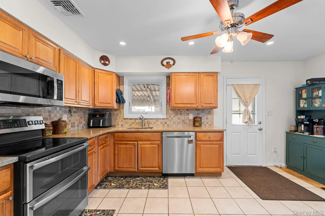 Photo of 30 44th Street