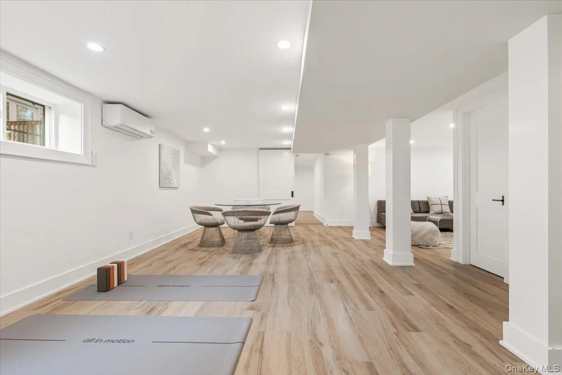 Photo of 60 Grapal Street