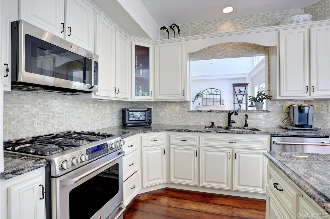 Photo of 2 Phillips Drive
