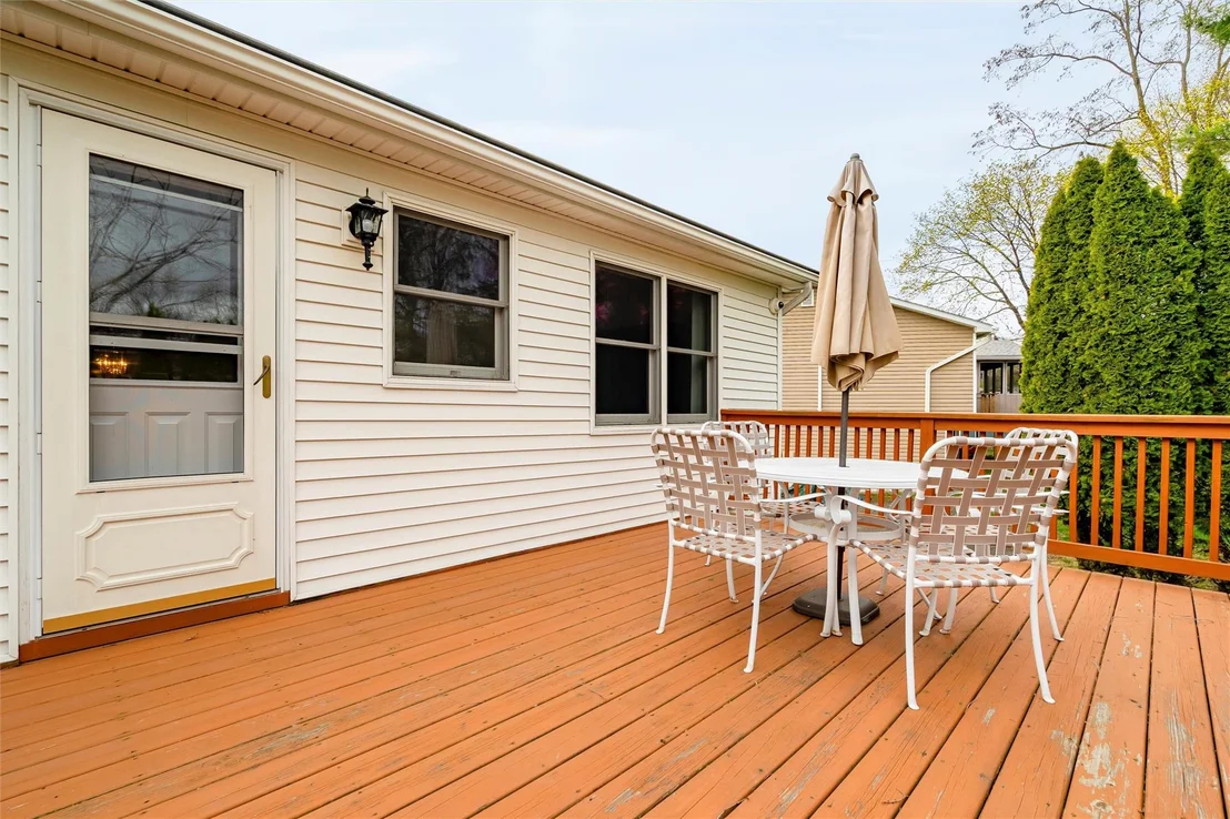 Photo of 18 Eakman Drive