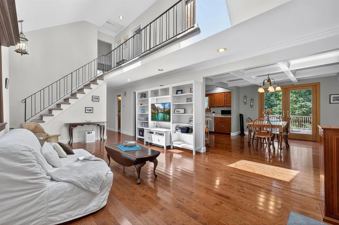 Photo of 53 Mountain View Drive