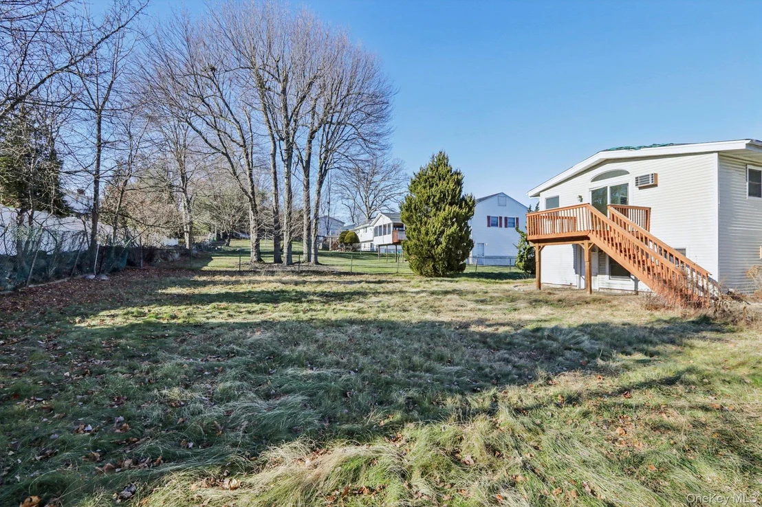 Photo of 11 Centennial Drive