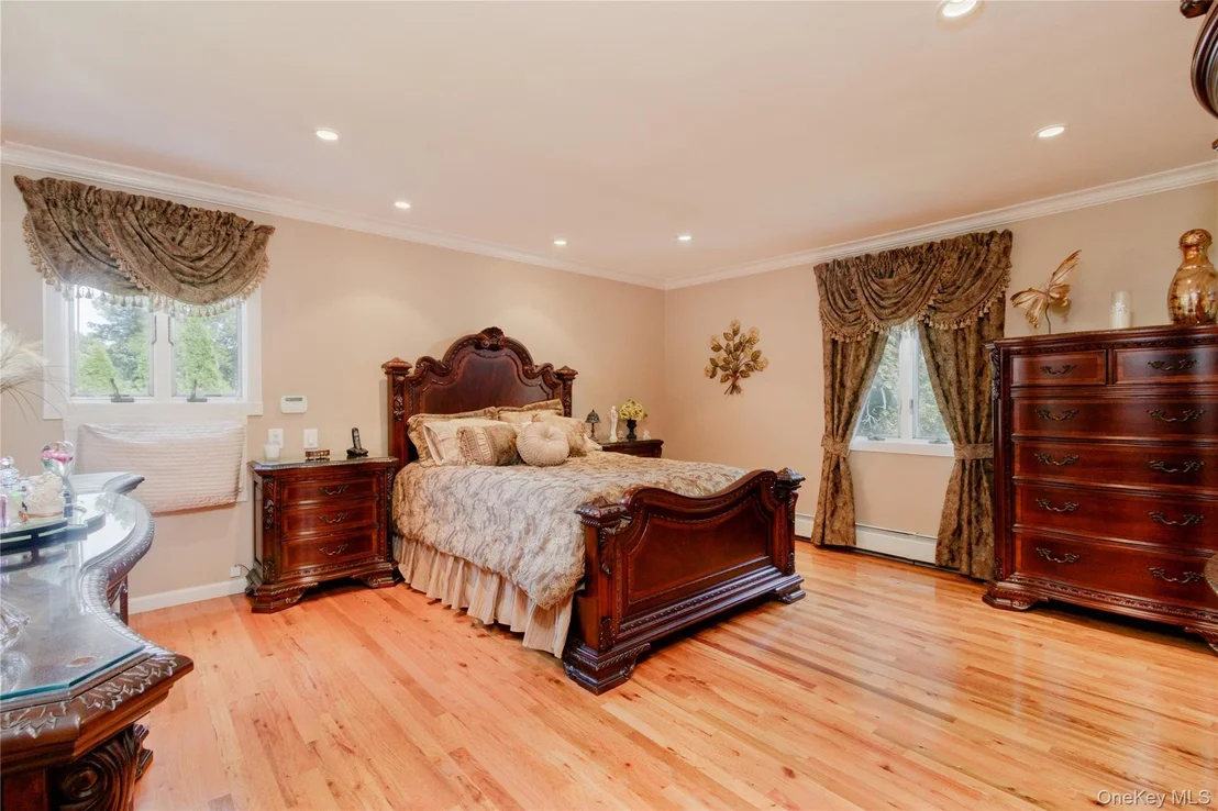 Photo of 32 Dover Hill Drive