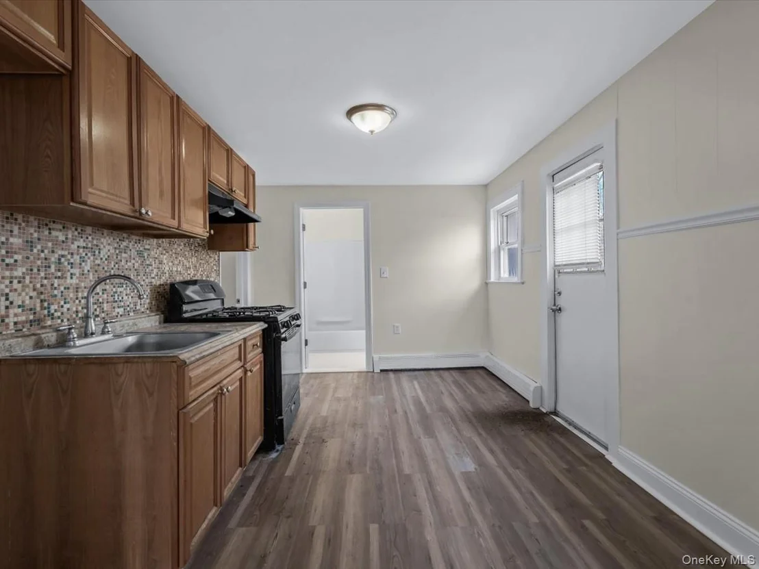 Photo of 73C River Avenue