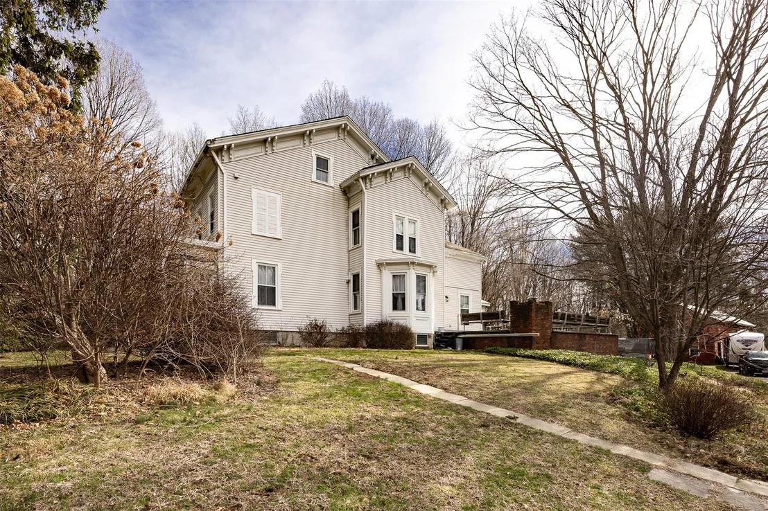 Photo of 655 Vassar Road
