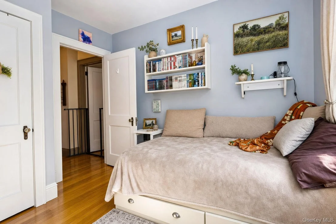 Photo of 8 Budd Avenue
