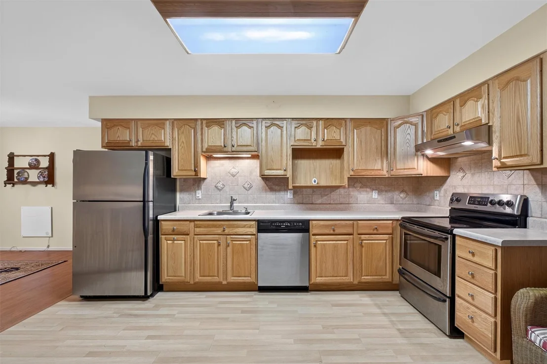 Photo of 114 Bushwick Road